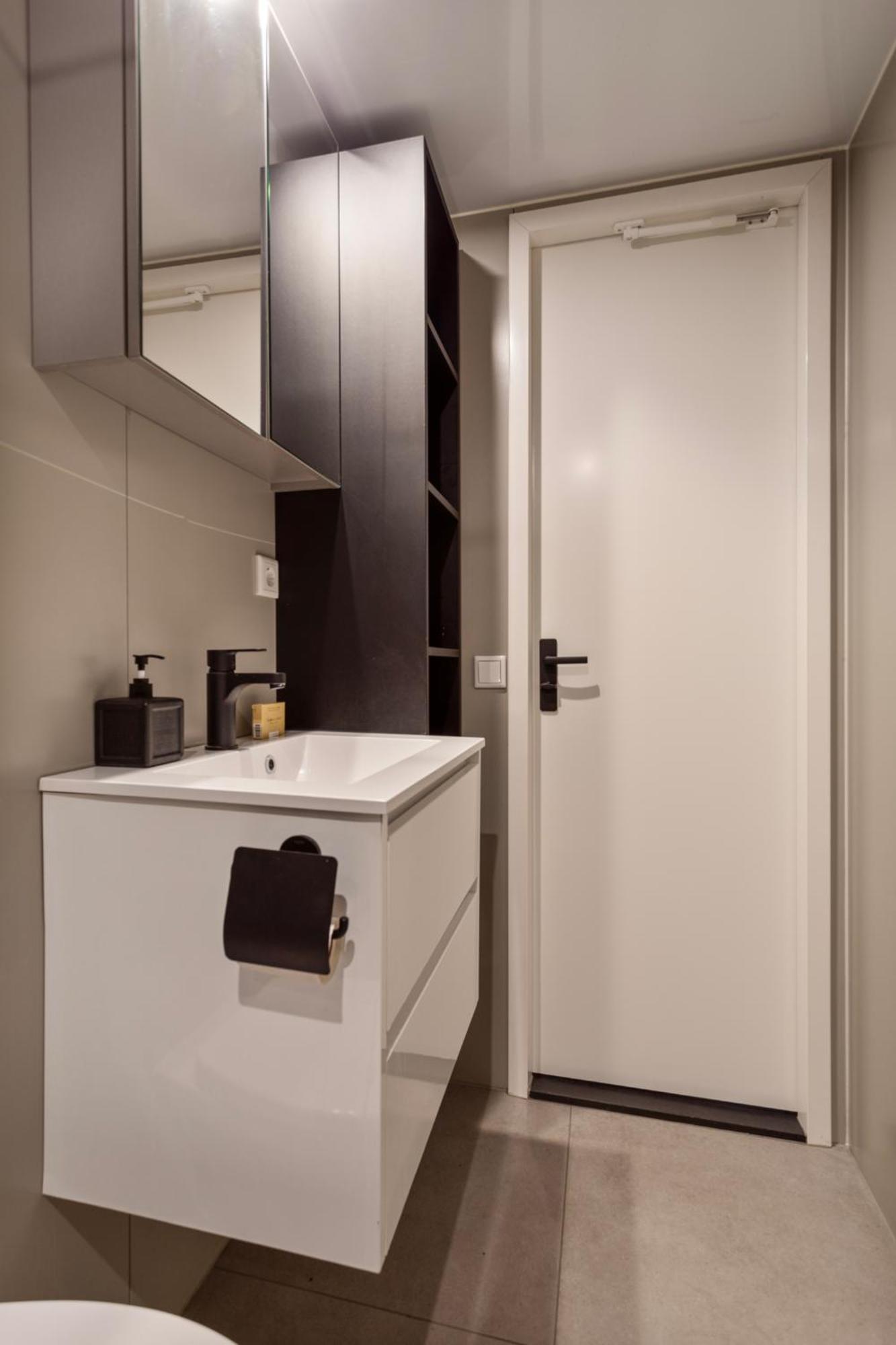 Luxurious Waterloft Near Beach And Centre By Weltevreden Experience Zeewolde Esterno foto