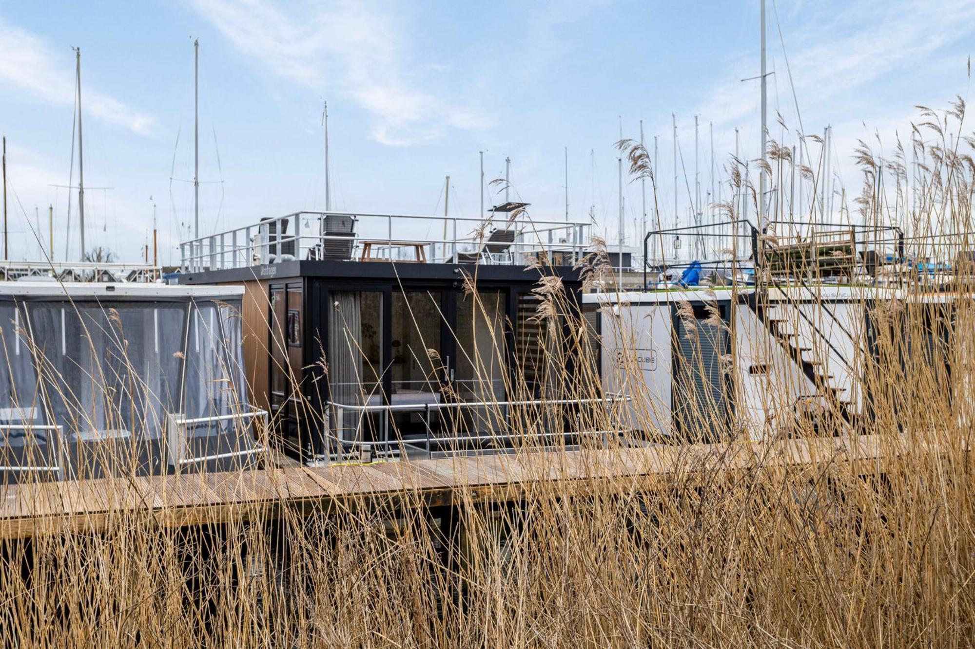 Luxurious Waterloft Near Beach And Centre By Weltevreden Experience Zeewolde Esterno foto